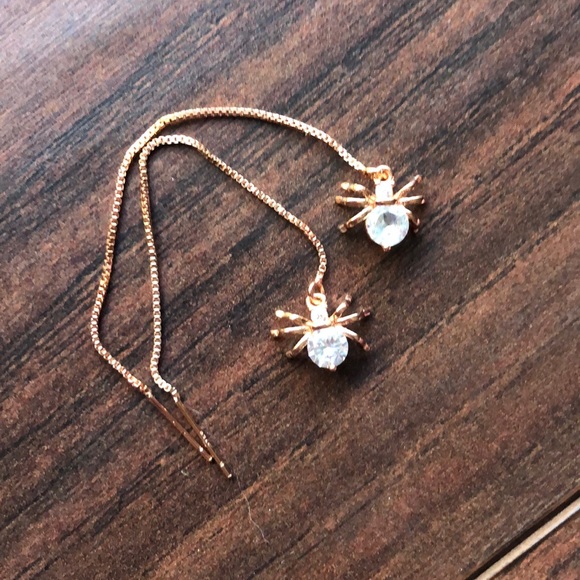Jewelry - NWOT ROSE GOLD SPIDER EARRINGS